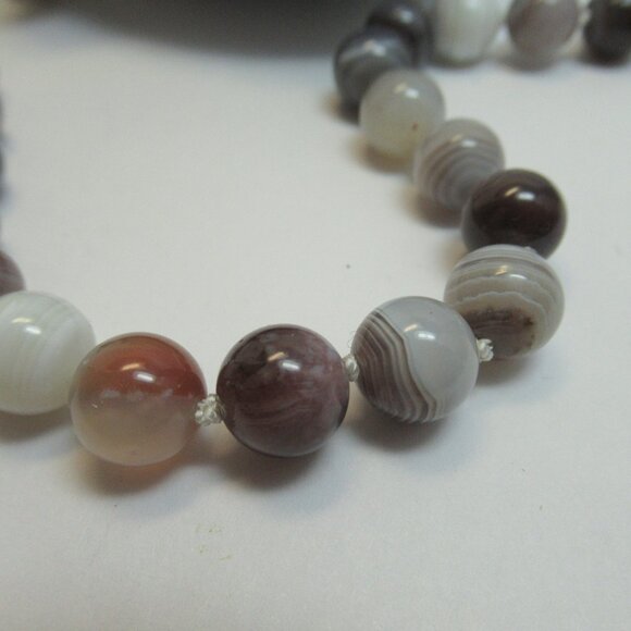 Botswana Agate Necklace - Picture 6 of 11